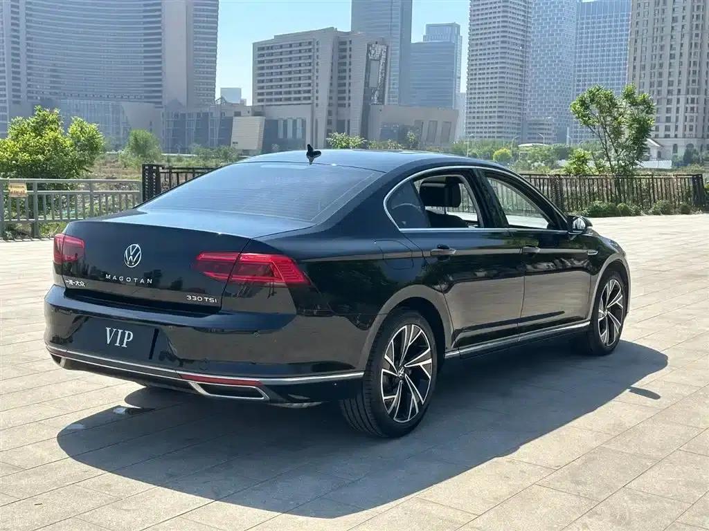 Volkswagen Passat 2021 330TSI DSG 30th Anniversary Edition — миниатюра 9