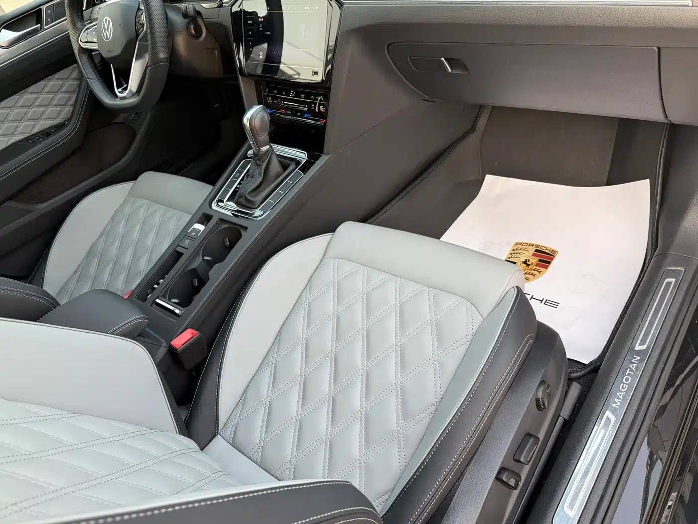 Volkswagen Magotan 2023 2 Millionth Unit Commemorative Edition 330TSI DSG Leading Model — миниатюра 11