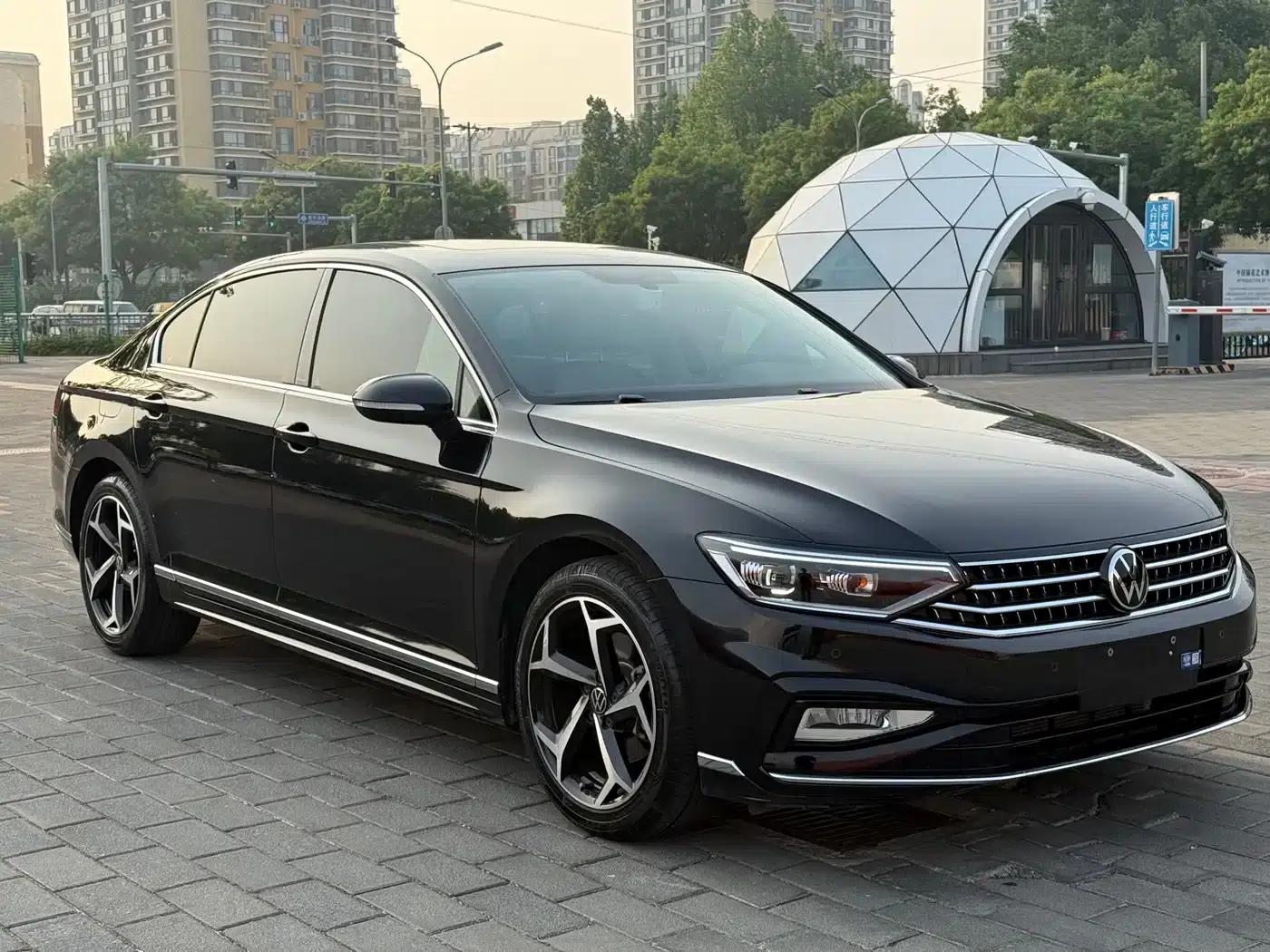 Volkswagen Magotan 2023 2 Millionth Unit Commemorative Edition 330TSI DSG Leading Model — миниатюра 3
