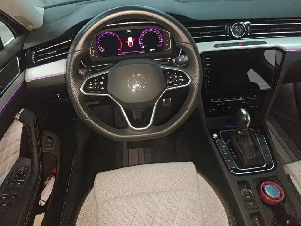 Volkswagen Magotan 2023 2 Millionth Unit Commemorative Edition 330TSI DSG Luxury — миниатюра 3