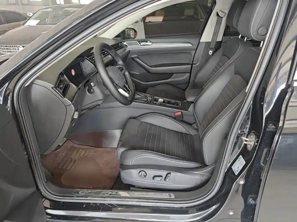 2020 Volkswagen Passat 330TSI DSG Luxury — миниатюра 15
