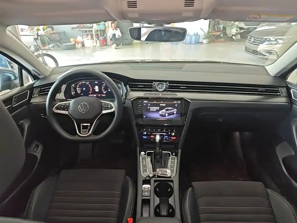 2020 Volkswagen Passat 330TSI DSG Luxury — миниатюра 10