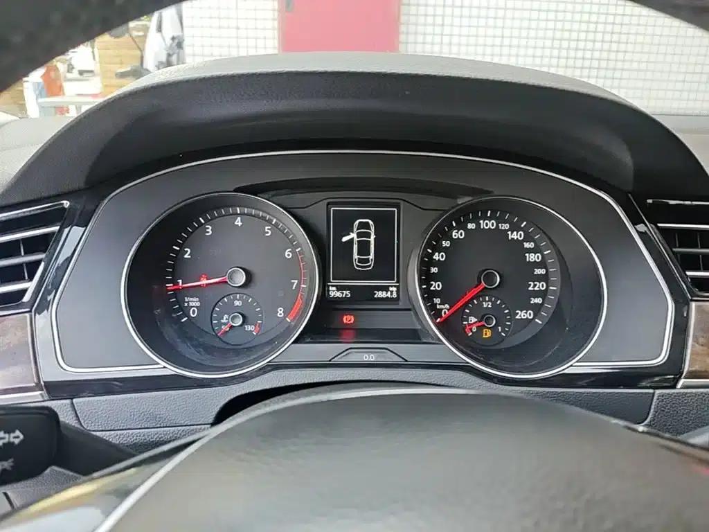 2017 Volkswagen Passat 330TSI DSG Luxury — миниатюра 12