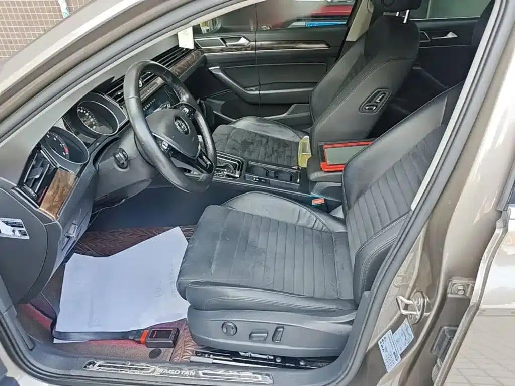 2017 Volkswagen Passat 330TSI DSG Luxury — миниатюра 15