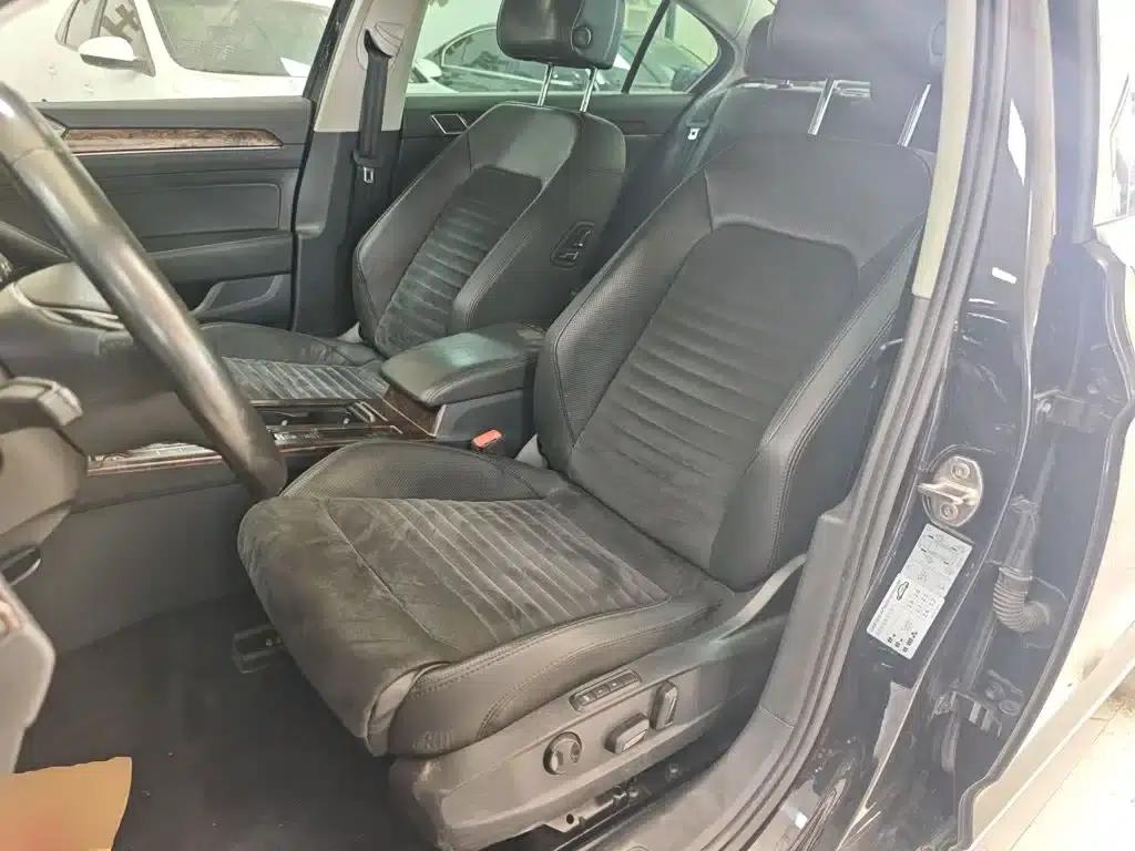 2018 Volkswagen Passat 330TSI DSG Premium — миниатюра 15