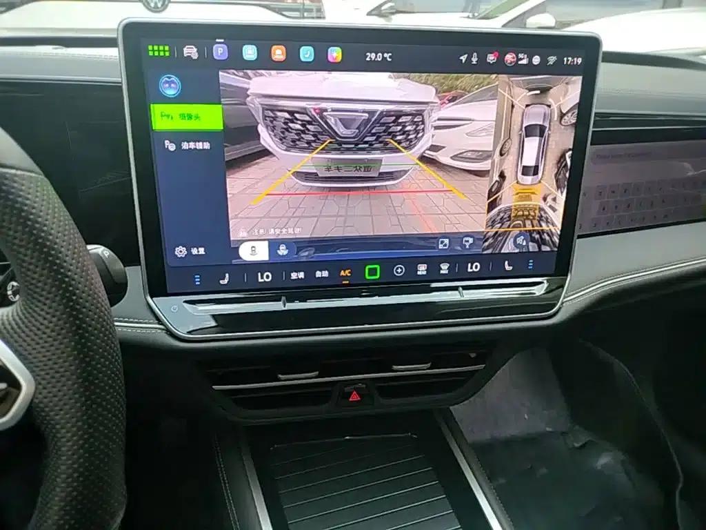 2024 Volkswagen Magotan 380TSI DSG Supreme Edition — миниатюра 13