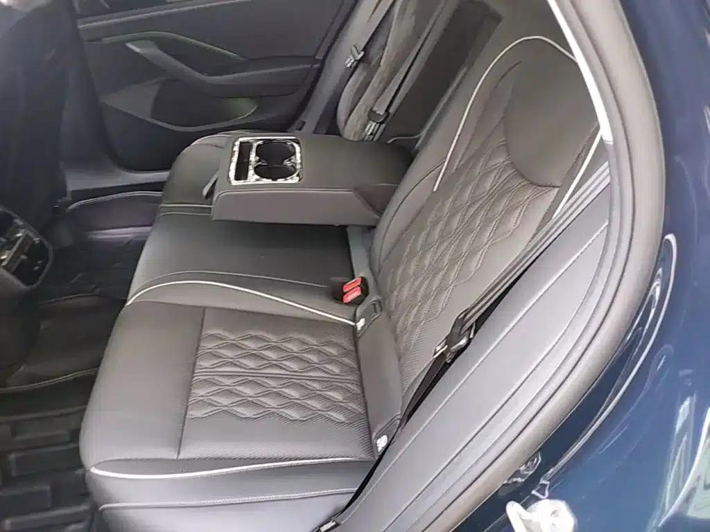 2024 Volkswagen Magotan 380TSI DSG Supreme Edition — миниатюра 17
