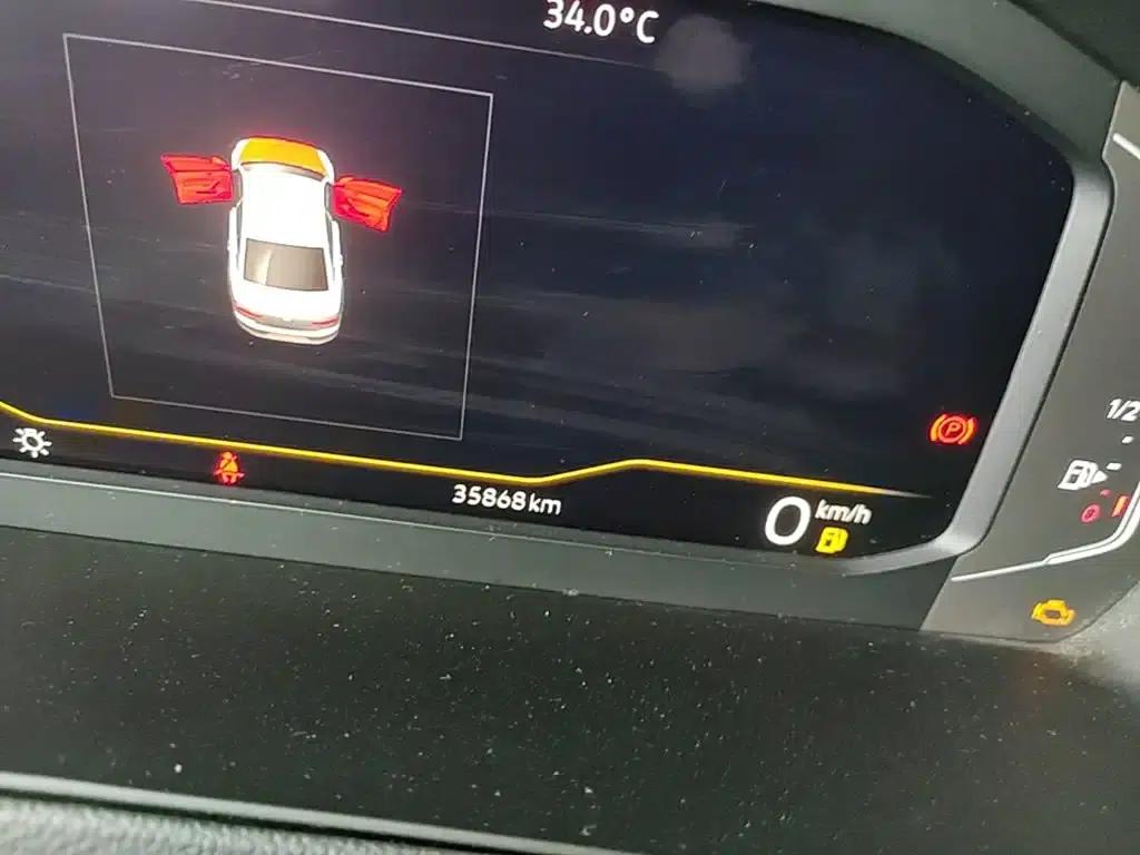 2020 Volkswagen Passat 330TSI DSG Luxury — миниатюра 12