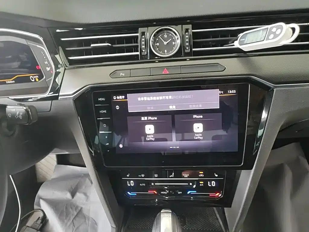 2020 Volkswagen Passat 330TSI DSG Luxury — миниатюра 13