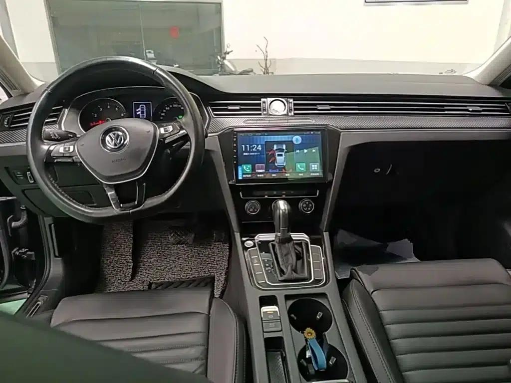 2019 Volkswagen Magotan 330TSI DSG Leading Edition (National V Emission Standard) — миниатюра 10