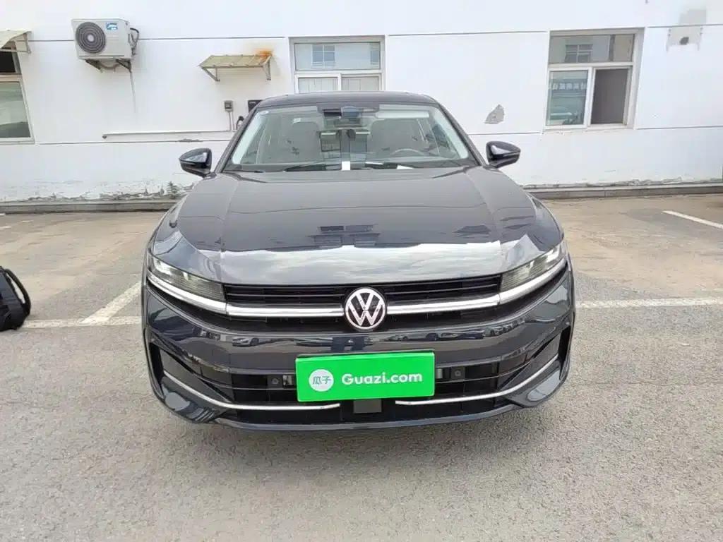 2024 Volkswagen Magotan 380TSI DSG Supreme Edition — миниатюра 3