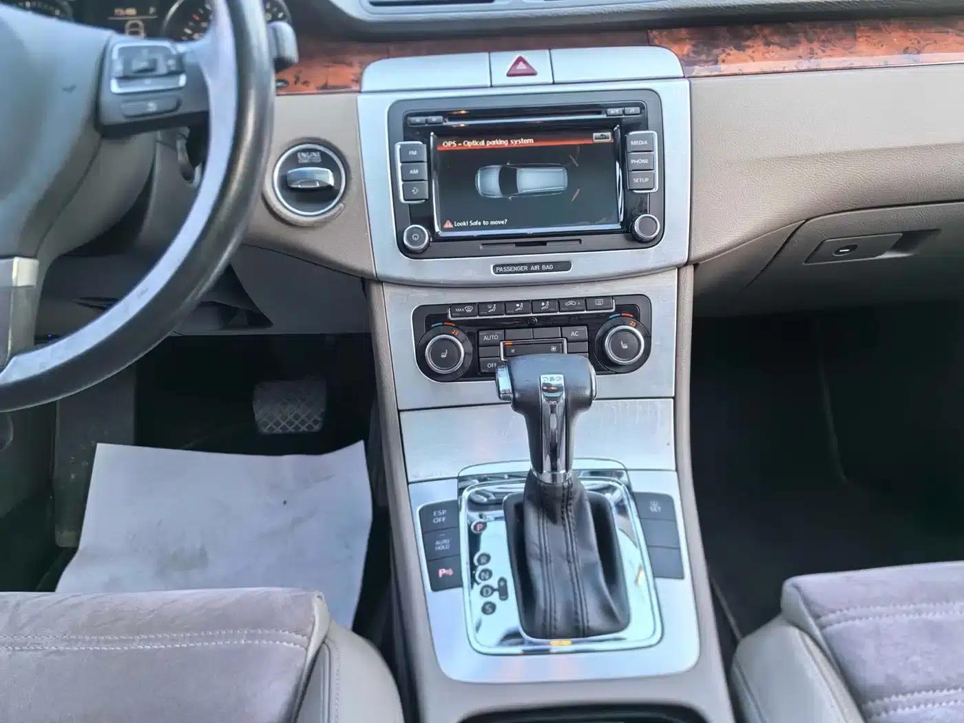 2010 Volkswagen Passat (Imported) 2.0TSI Comfort Edition — миниатюра 8