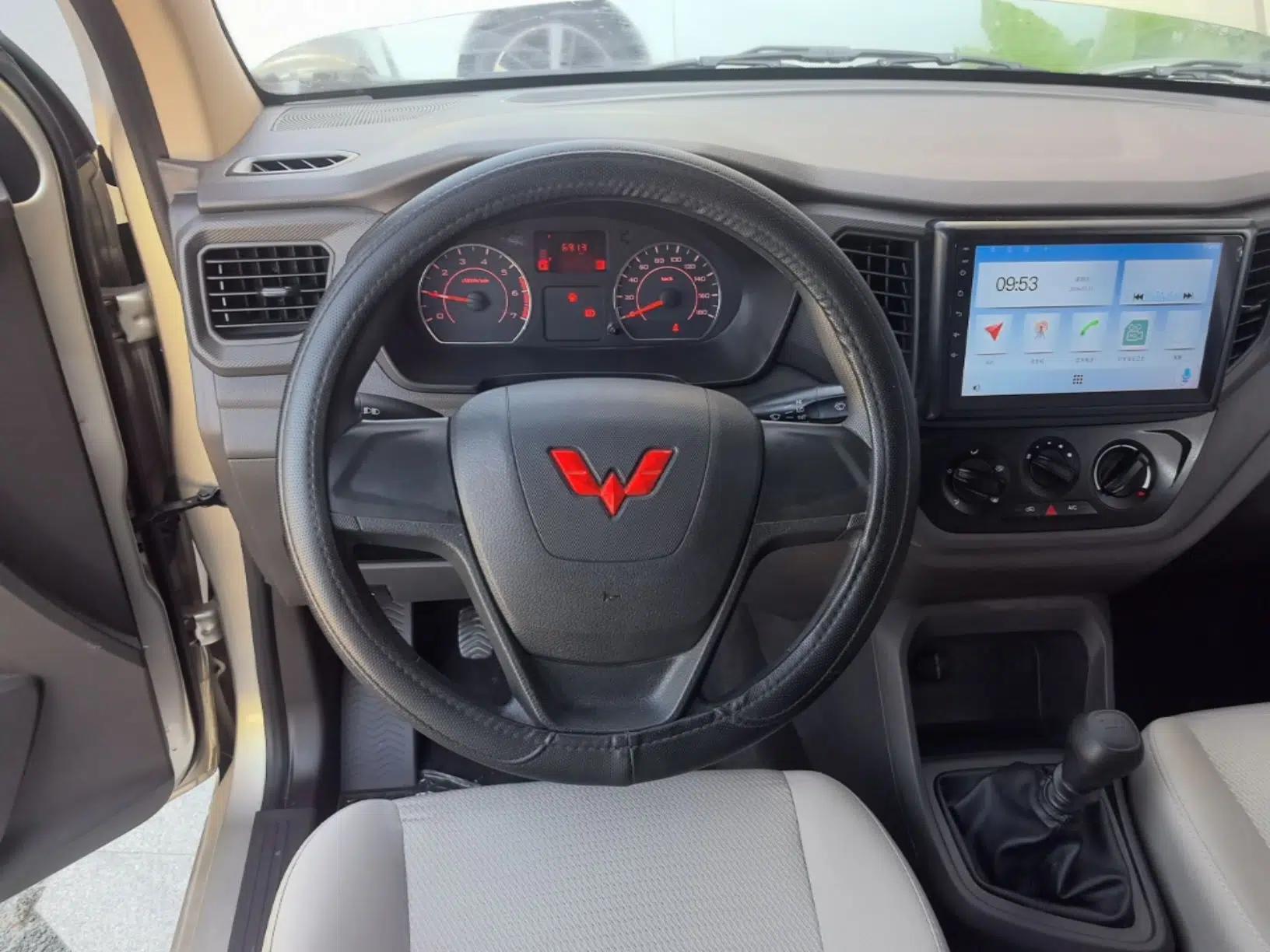 Wuling Hongguang V 2022 1.5L Jingqu Edition Electric-Assist LAR — миниатюра 13