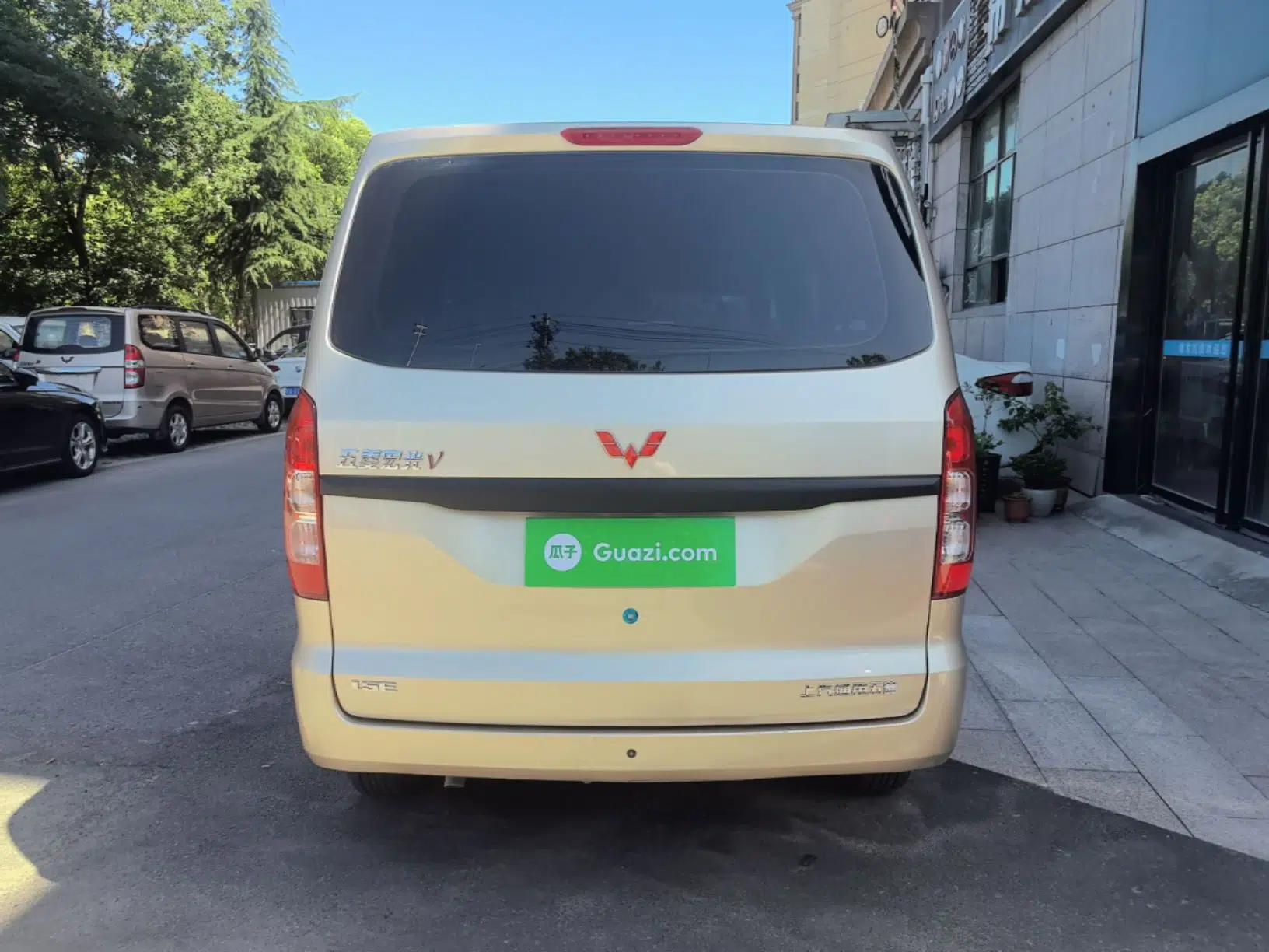 Wuling Hongguang V 2022 1.5L Jingqu Edition Electric-Assist LAR — миниатюра 5