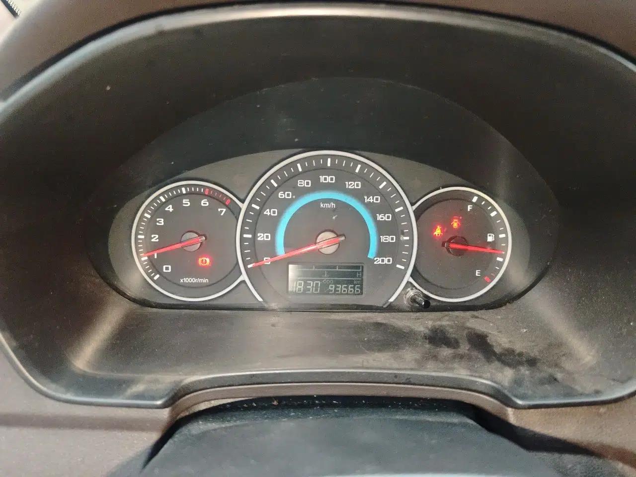 Wuling Hongguang V 2021 1.5L Enjoyment Edition LAR — миниатюра 8