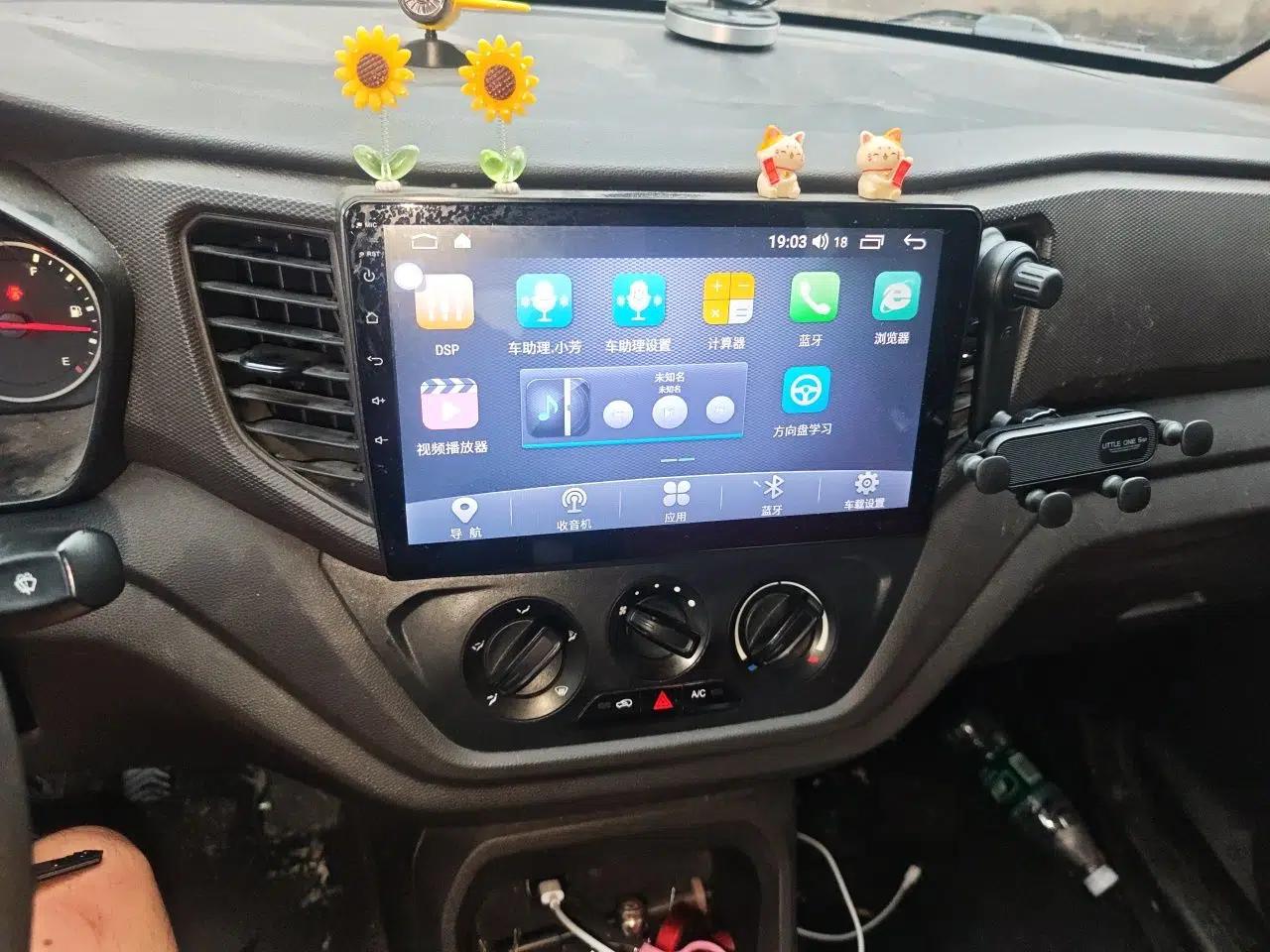 Wuling Hongguang V 2021 1.5L Enjoyment Edition LAR — миниатюра 10