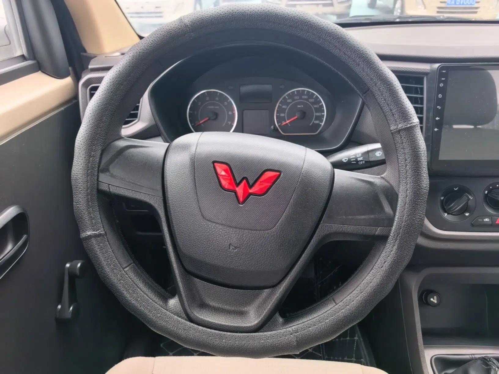 Wuling Hongguang V 2022 1.5L Jingqu Edition Electric-Assist LAR — миниатюра 13