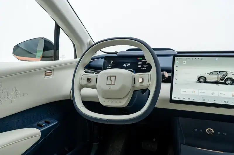 ZEEKR X 2025 Five-Seat Rear-Wheel Drive Long Range Version — миниатюра 16