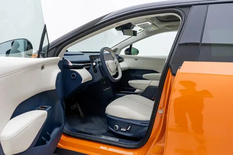 ZEEKR X 2025 Five-Seat Rear-Wheel Drive Long Range Version — миниатюра 17