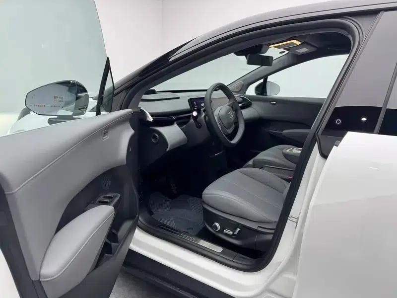 ZEEKR X 2025 Four-Seat Rear-Wheel Drive Cube Edition — миниатюра 17