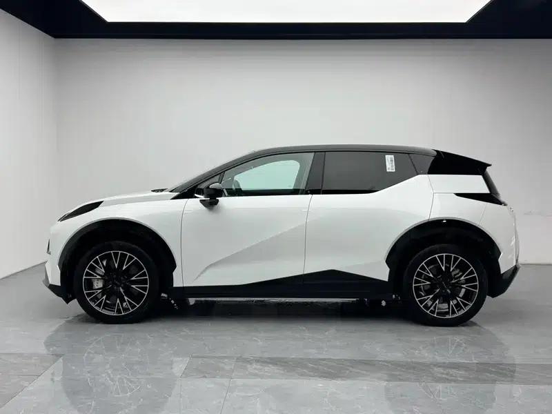 ZEEKR X 2025 Four-Seat Rear-Wheel Drive Cube Edition — миниатюра 4