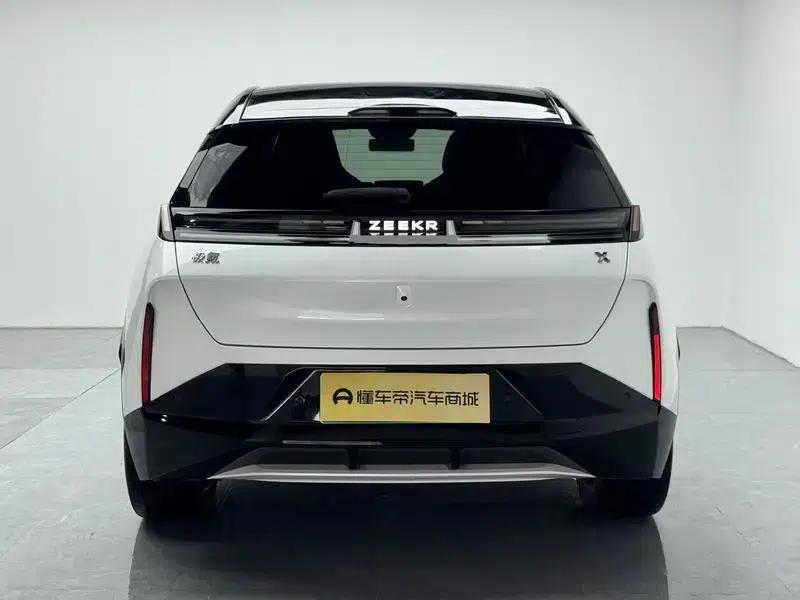 ZEEKR X 2025 Four-Seat Rear-Wheel Drive Cube Edition — миниатюра 6