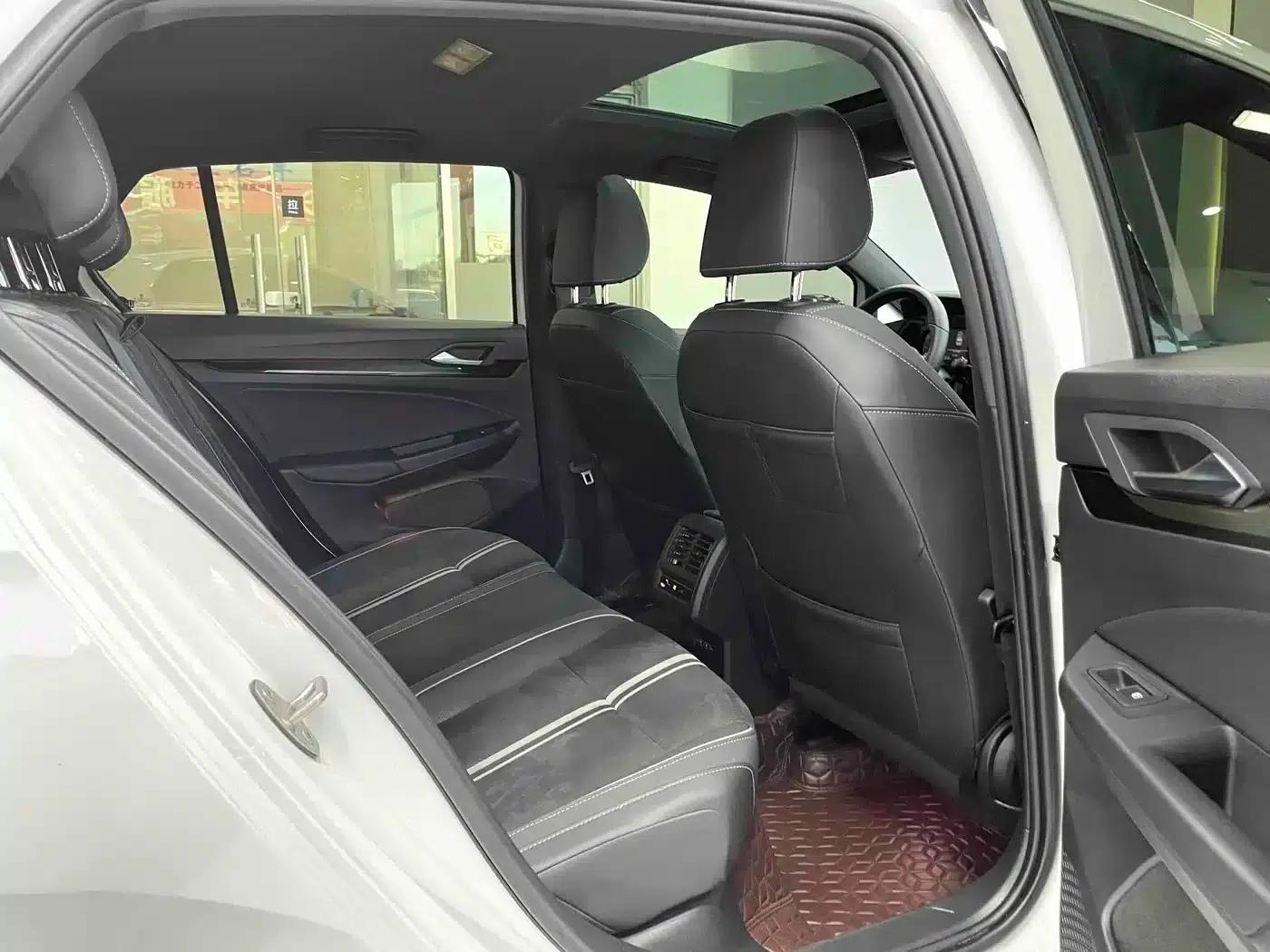 2021 Golf 280TSI DSG R-Line — миниатюра 13