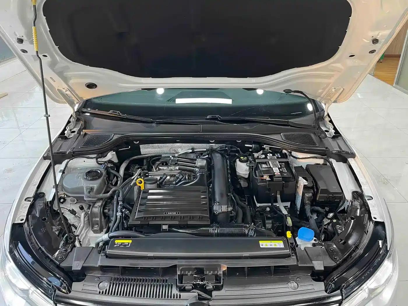 2021 Golf 280TSI DSG R-Line — миниатюра 15