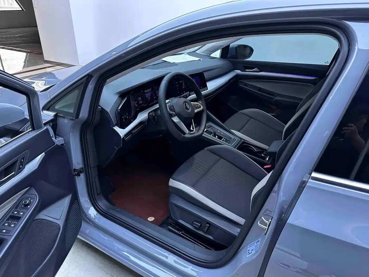 2023 Golf 280TSI DSG Pro — миниатюра 10