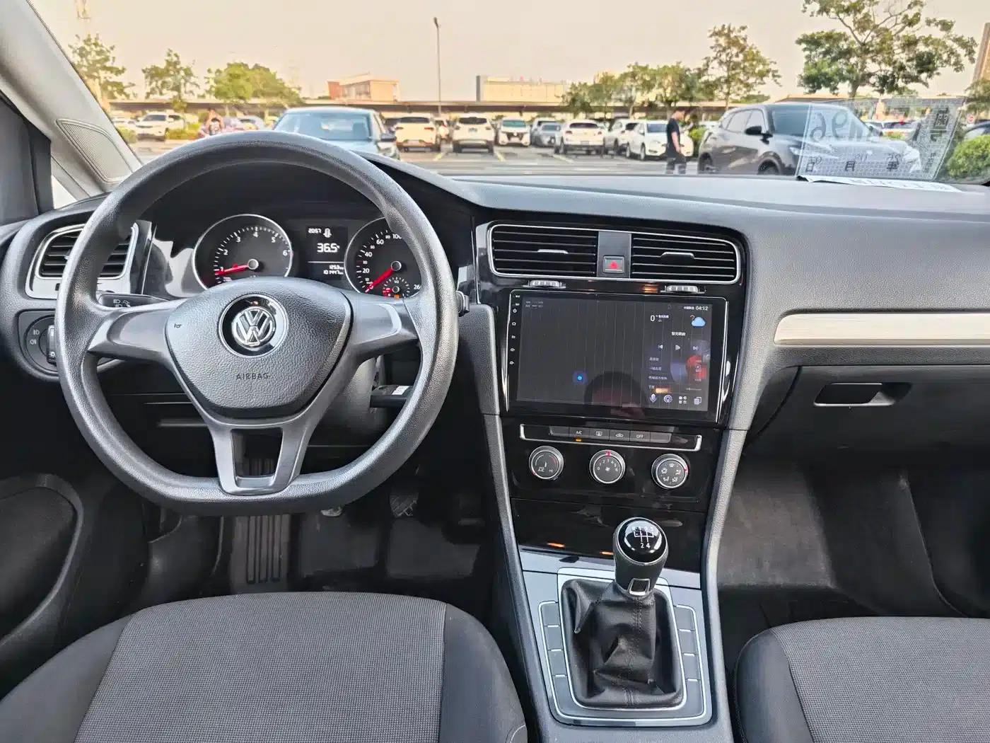 2018 Golf 1.6L Manual Fashion Edition — миниатюра 12