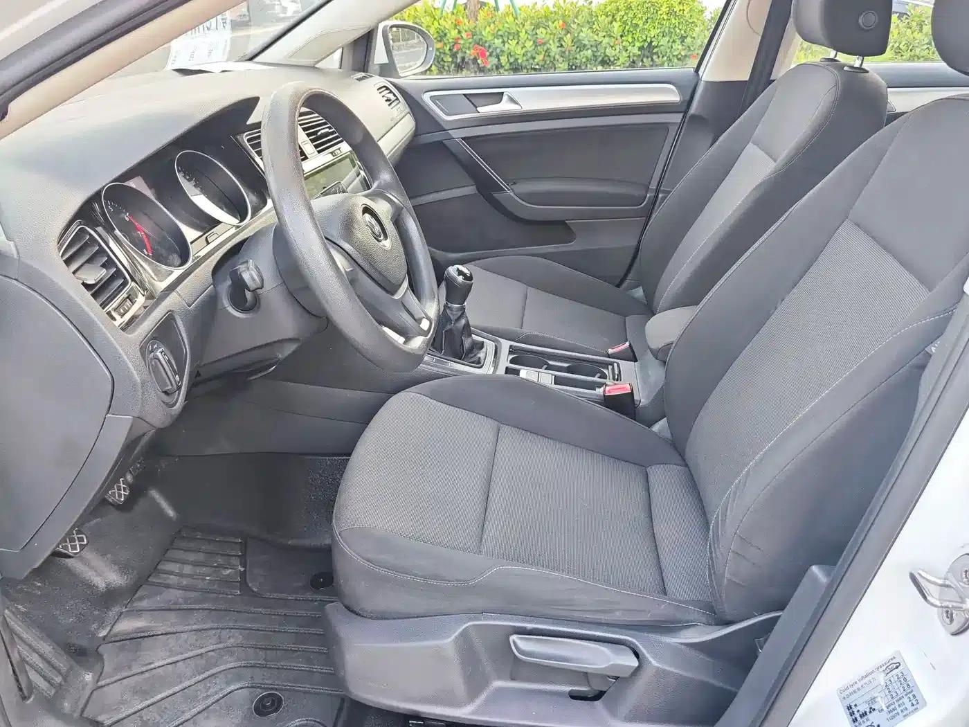 2018 Golf 1.6L Manual Fashion Edition — миниатюра 13