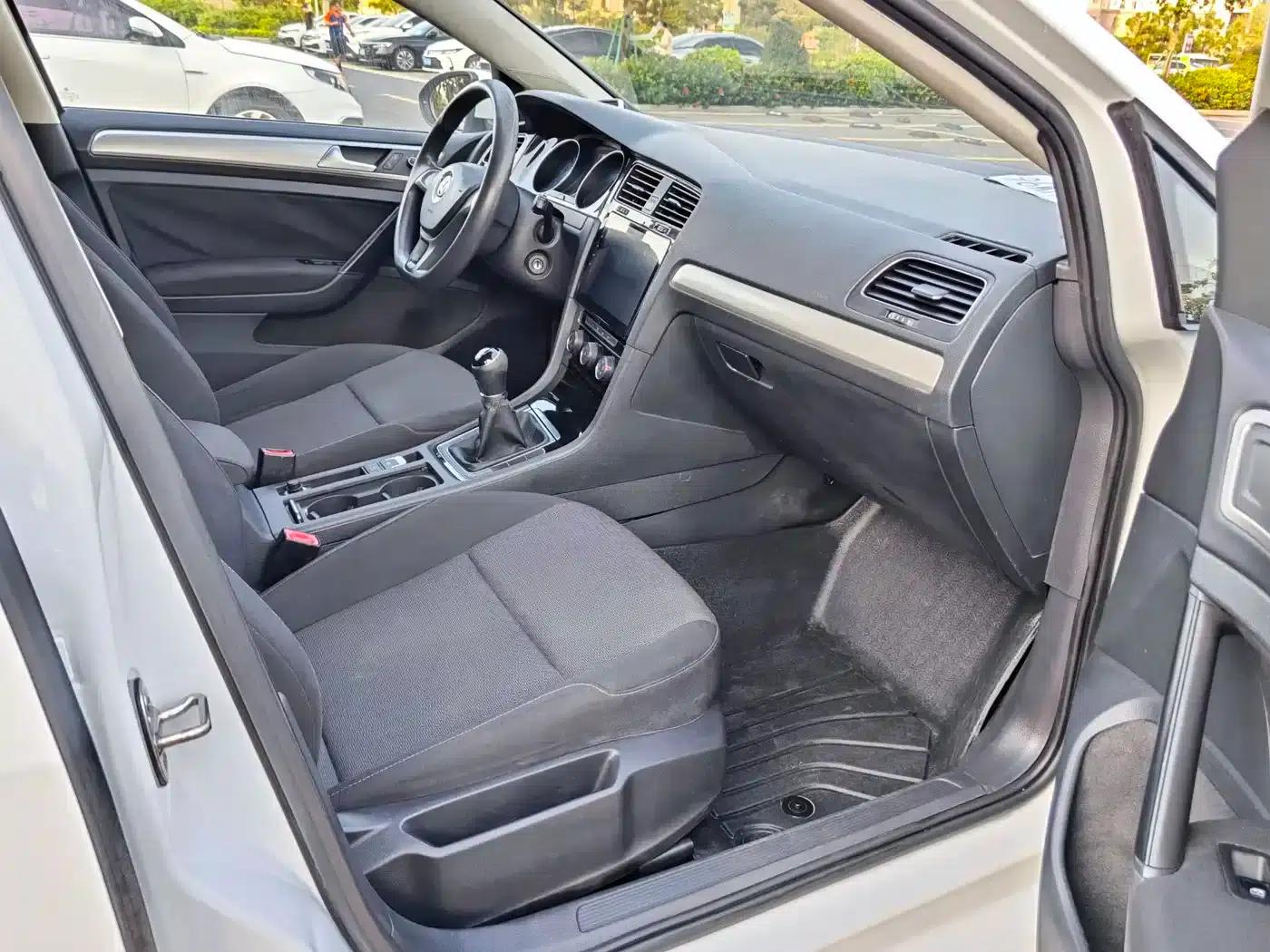 2018 Golf 1.6L Manual Fashion Edition — миниатюра 19