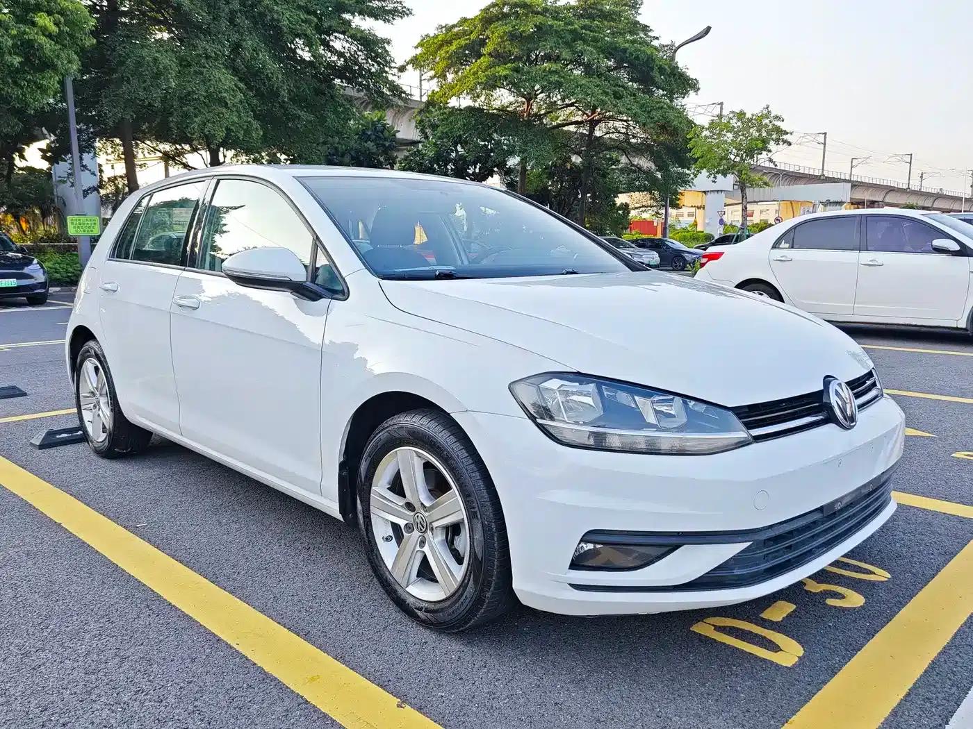 2018 Golf 1.6L Manual Fashion Edition — миниатюра 3