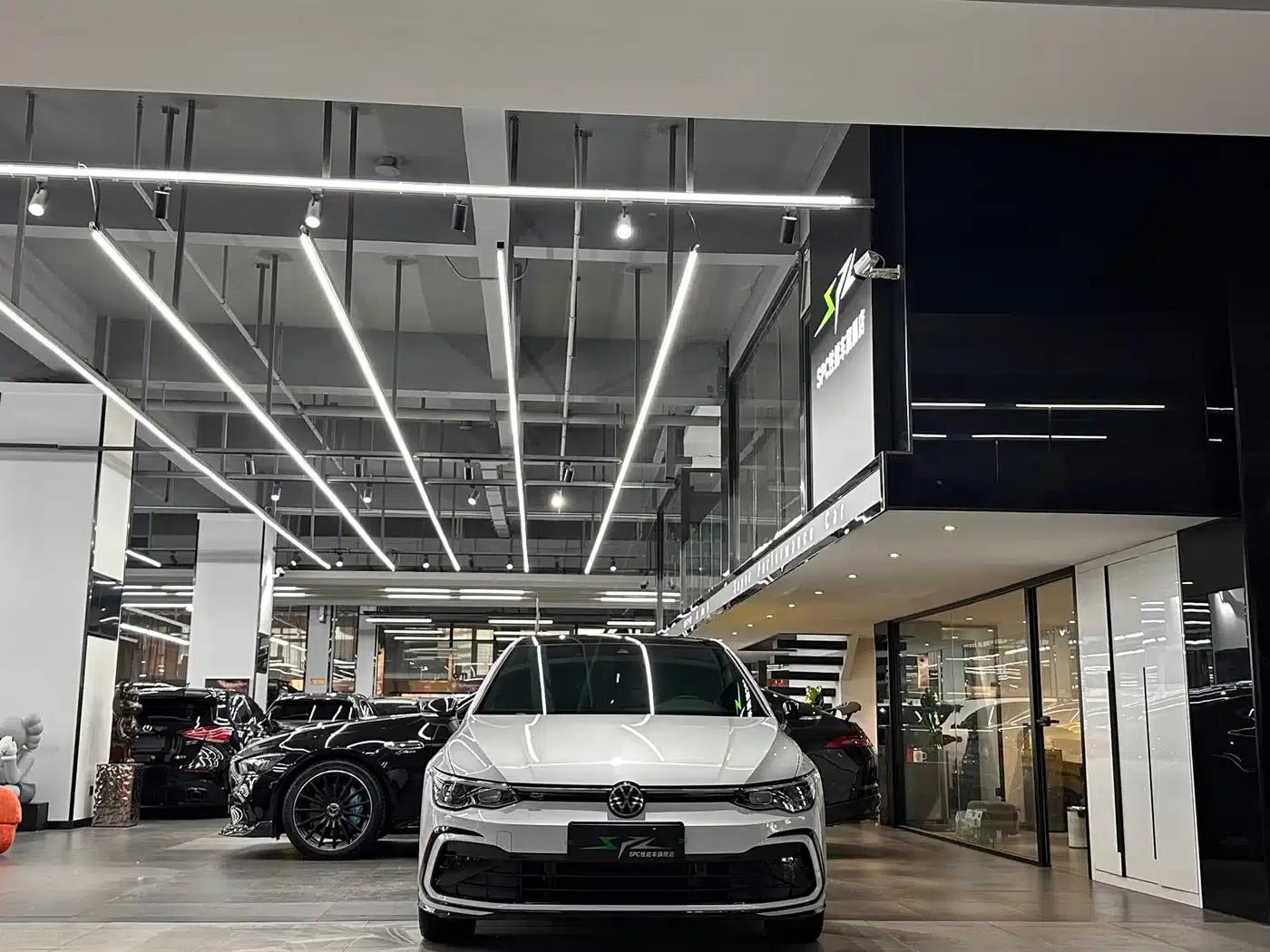 2021 Golf 280TSI DSG R-Line — миниатюра 2