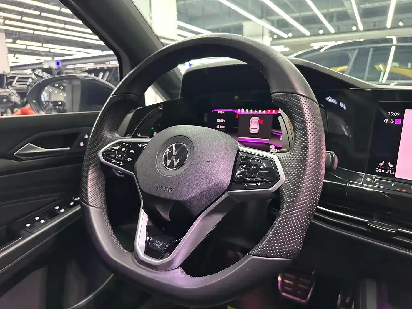 2021 Golf 280TSI DSG R-Line — миниатюра 16