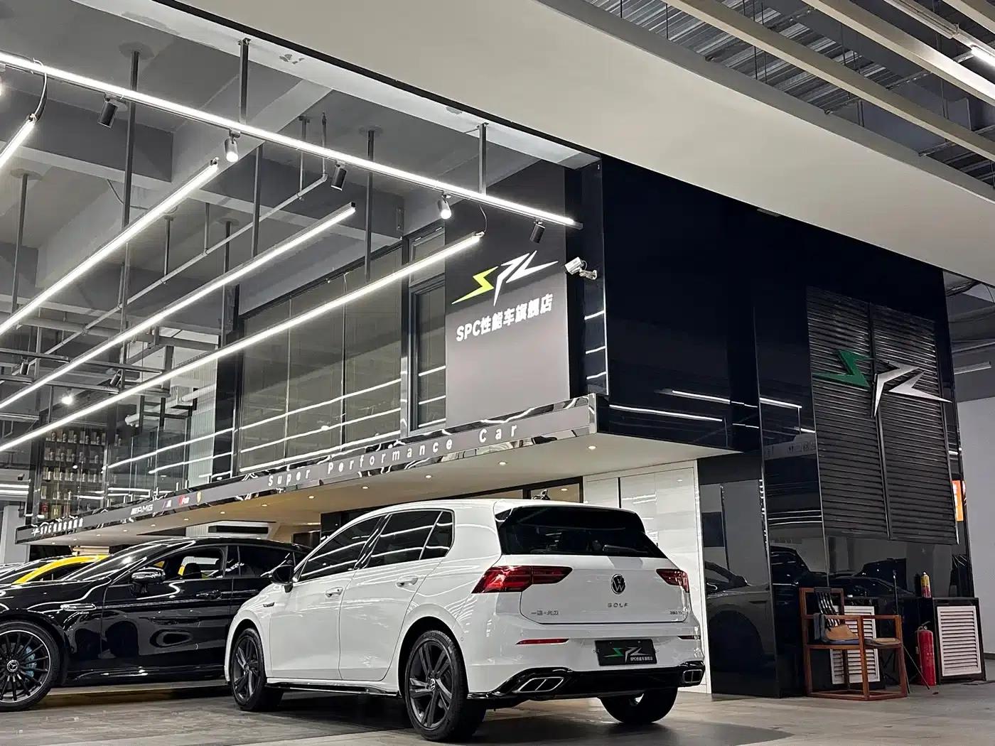 2021 Golf 280TSI DSG R-Line — миниатюра 17
