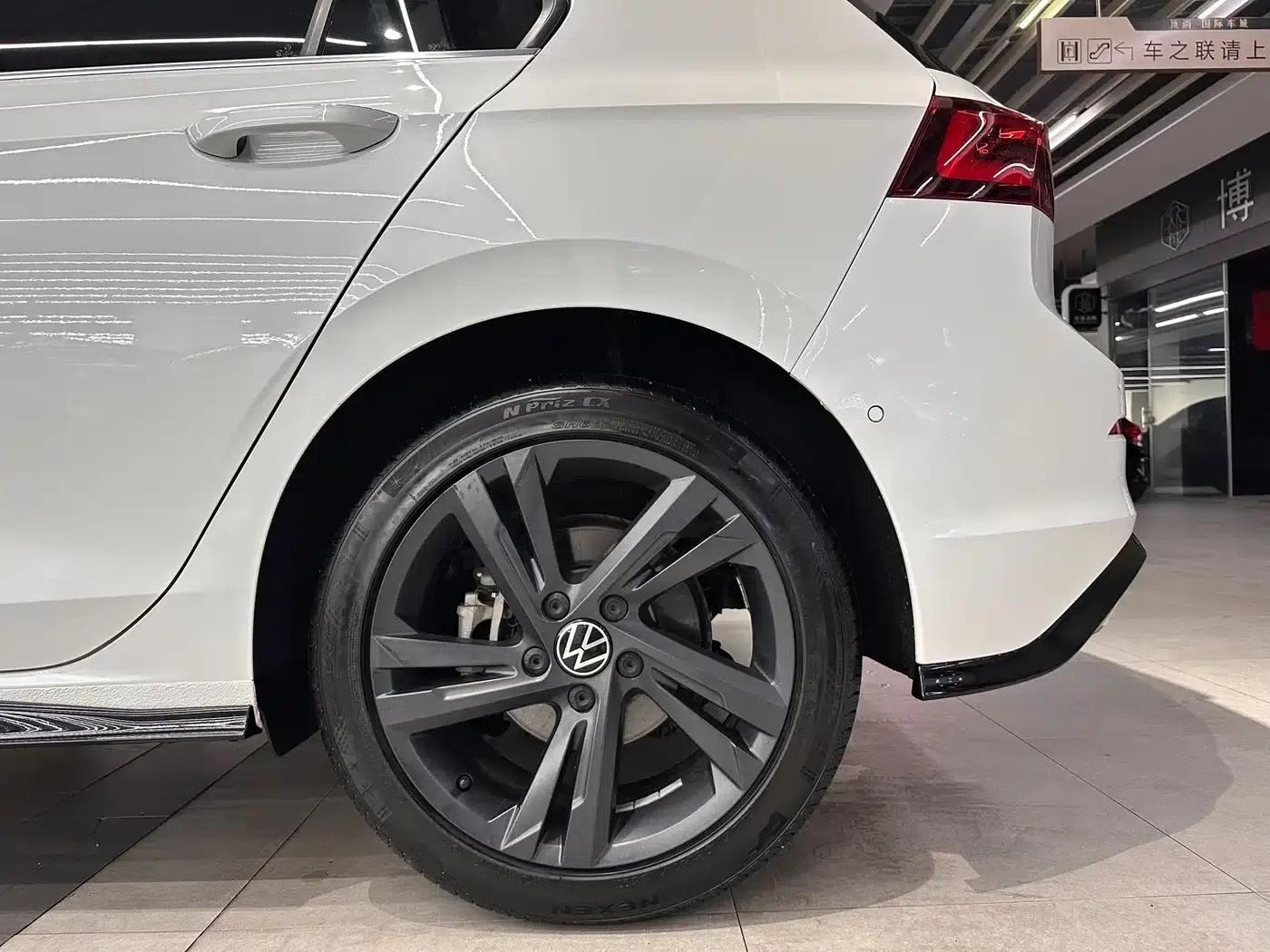 2021 Golf 280TSI DSG R-Line — миниатюра 20