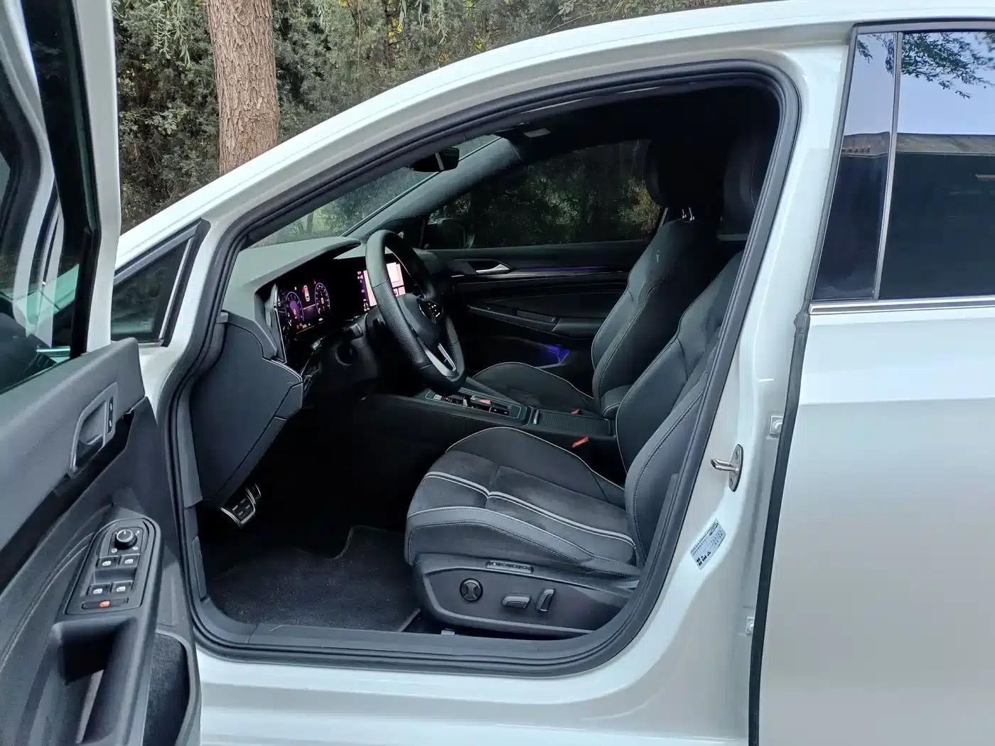 2023 Golf Facelift 280TSI DSG R-Line Lite — миниатюра 4