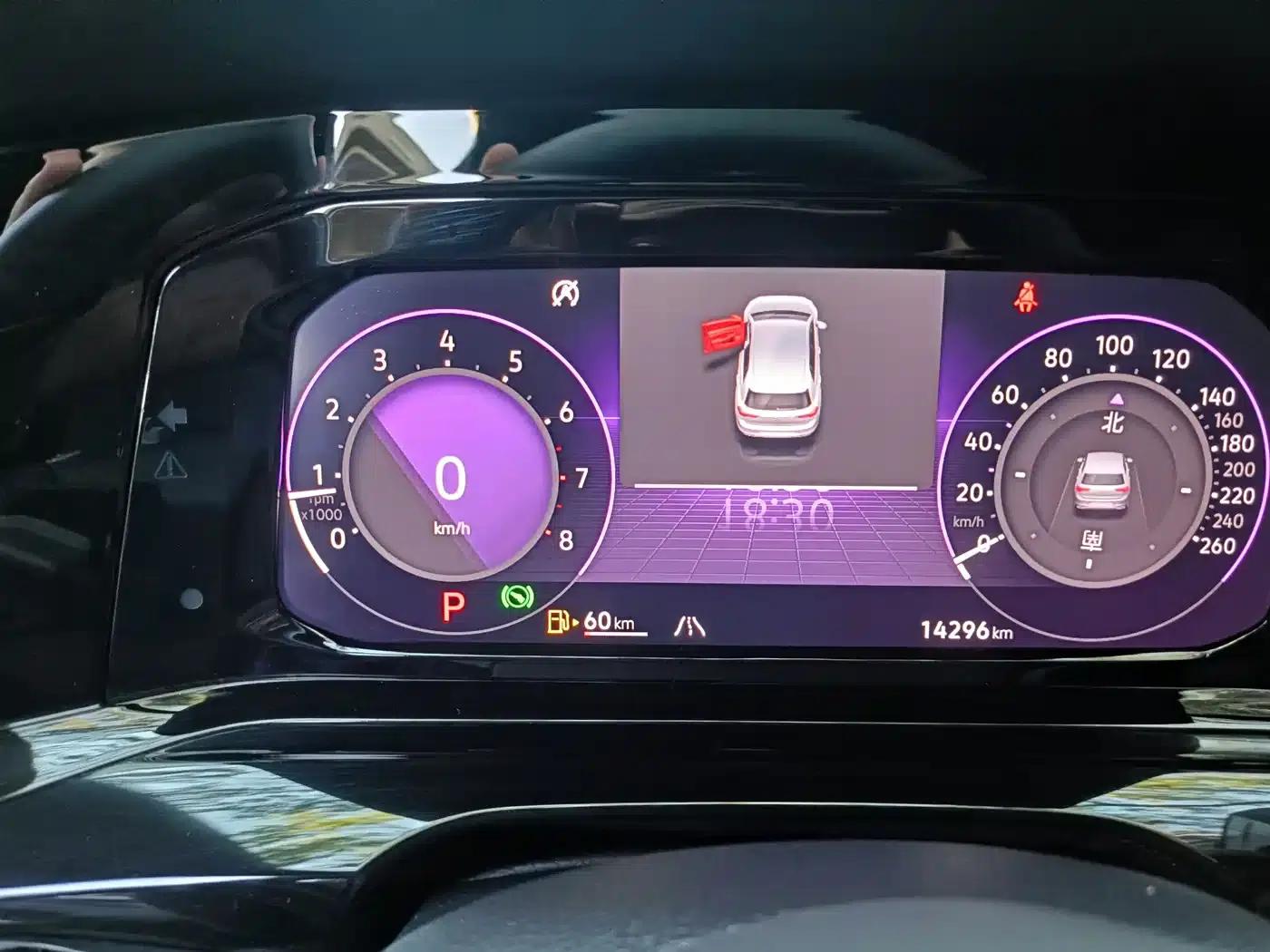 2023 Golf Facelift 280TSI DSG R-Line Lite — миниатюра 6