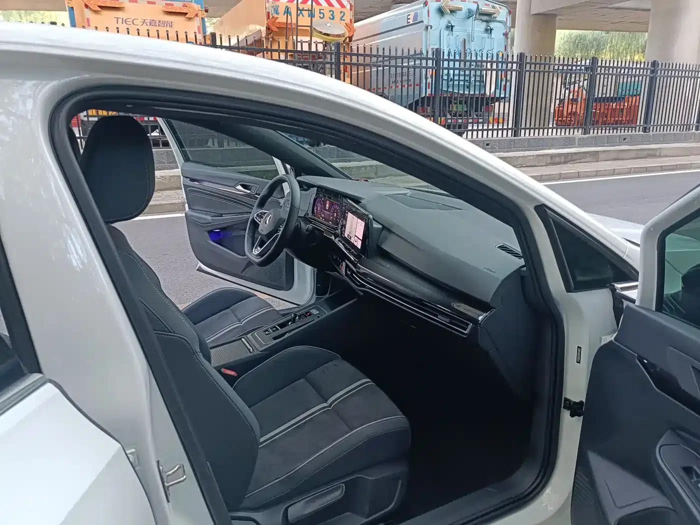 2023 Golf Facelift 280TSI DSG R-Line Lite — миниатюра 10