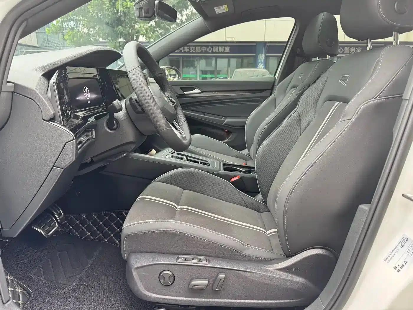 2023 Golf Facelift 280TSI DSG R-Line — миниатюра 4