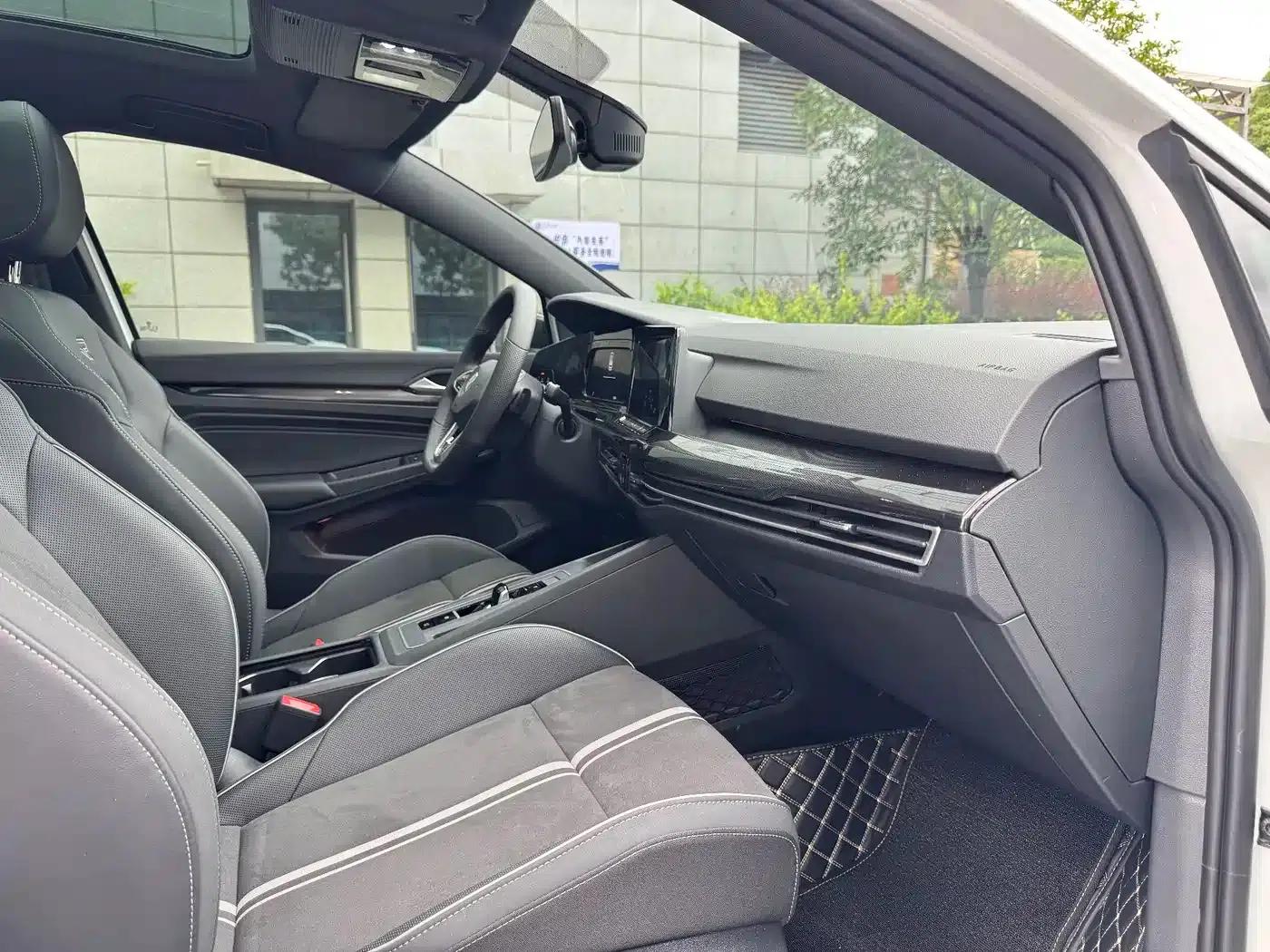 2023 Golf Facelift 280TSI DSG R-Line — миниатюра 7