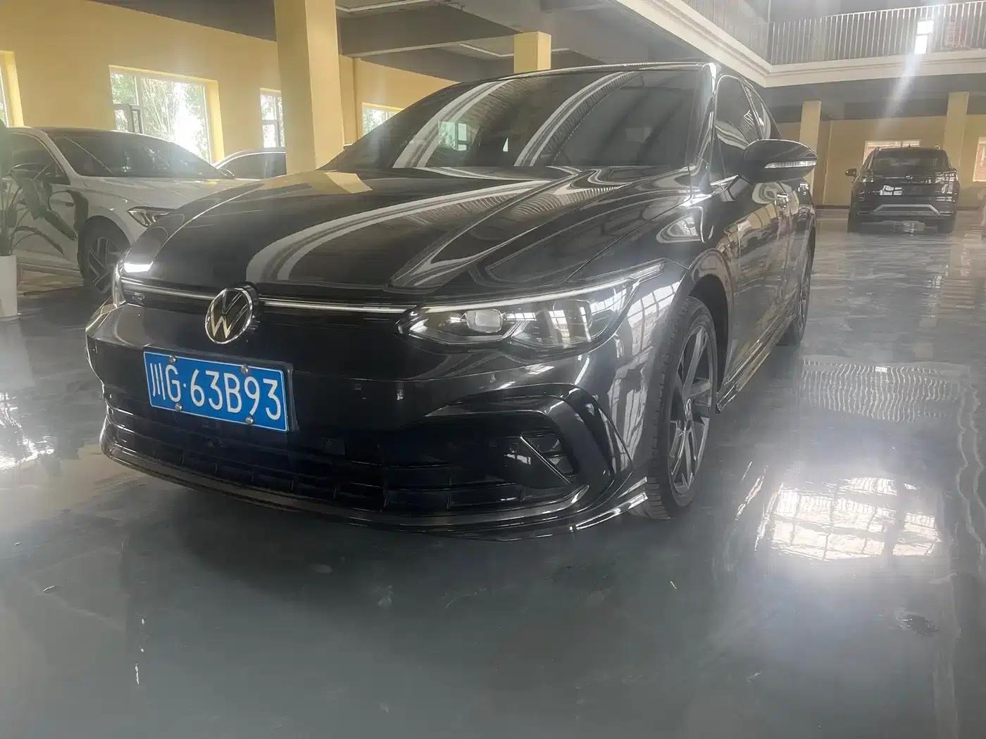 2023 Golf 280TSI DSG R-Line Lite — миниатюра 1