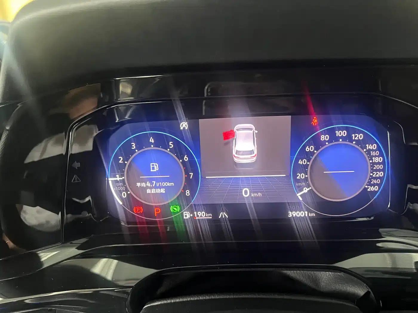 2023 Golf 280TSI DSG R-Line Lite — миниатюра 17