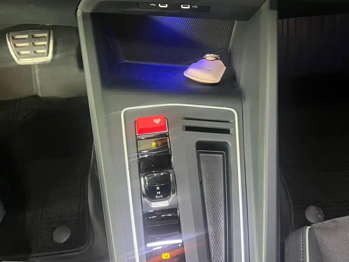 2023 Golf 280TSI DSG R-Line Lite — миниатюра 20