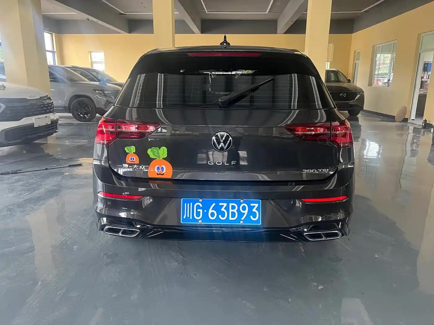 2023 Golf 280TSI DSG R-Line Lite — миниатюра 4