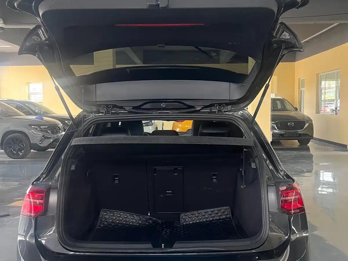 2023 Golf 280TSI DSG R-Line Lite — миниатюра 7