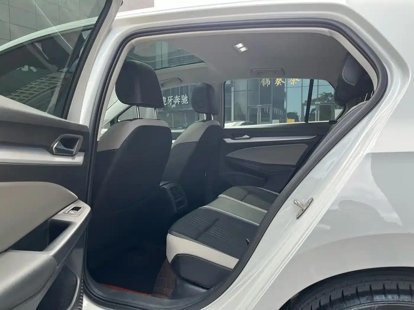 2023 Golf 280TSI DSG Pro — миниатюра 13