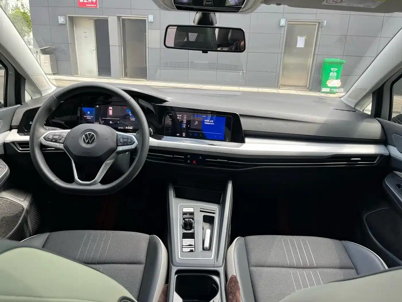 2023 Golf 280TSI DSG Pro — миниатюра 5
