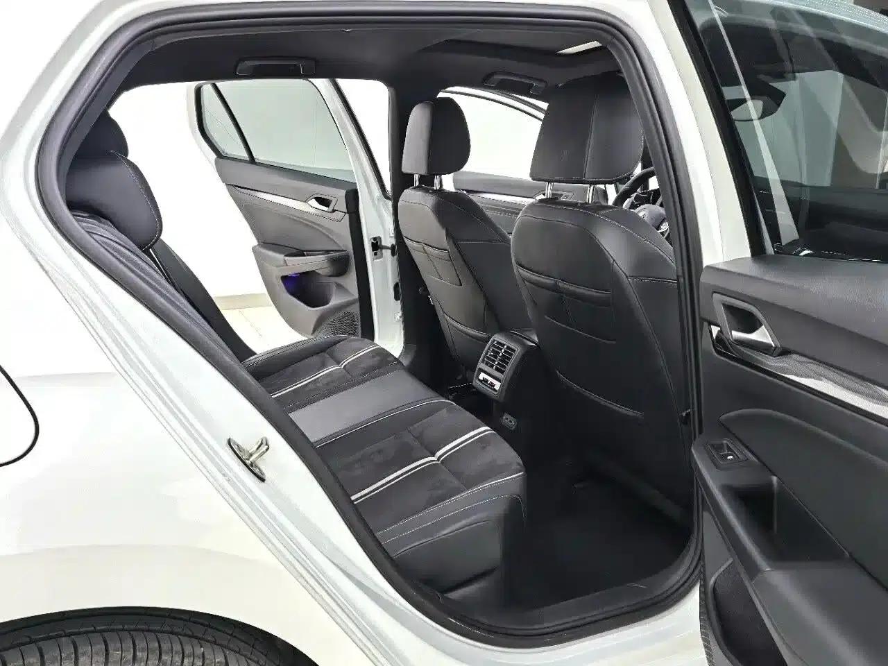 2023 Golf 280TSI DSG Pro — миниатюра 8